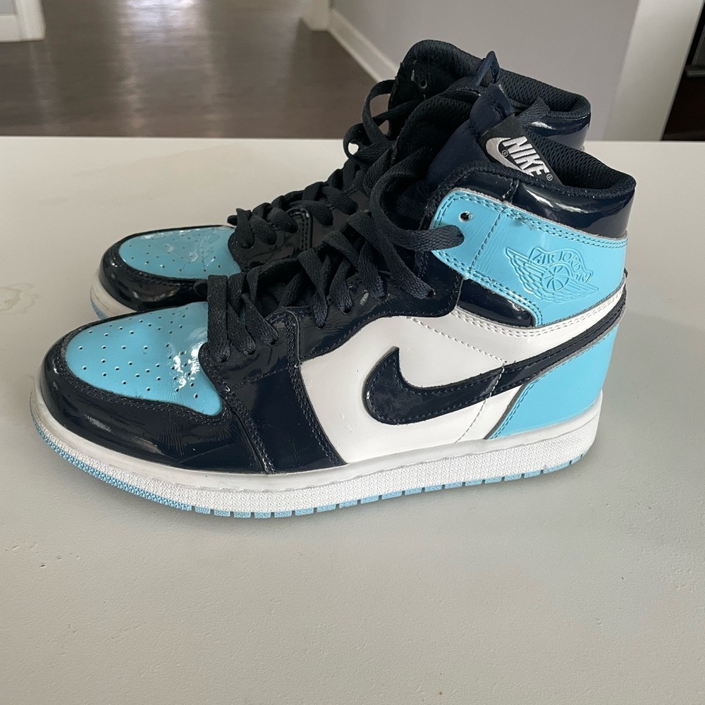 Wmns Air Jordan 1 OG blue chill UNC